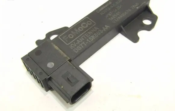 Ford B-MAX Aerial antenna amplifier DS7T15K603AA