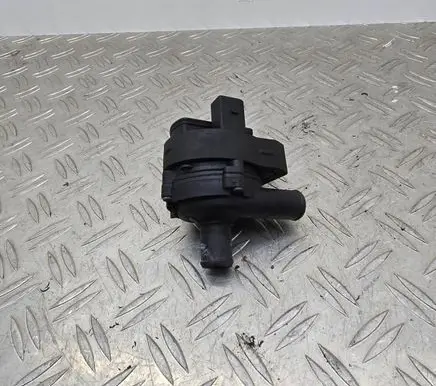 Mercedes-Benz E W213 Electric auxiliary coolant/water pump 3130591163 A2118350028