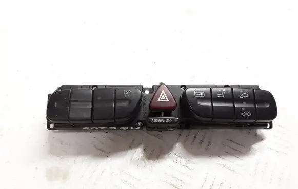 Mercedes-Benz C W203 Hazard light switch 2038216258 10649139001 3306170200