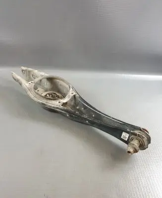 Skoda Superb B8 (3V) Rear control arm 3Q0505311E 3Q05C5371D
