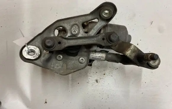 Peugeot 407 Wiper motor 3397020605