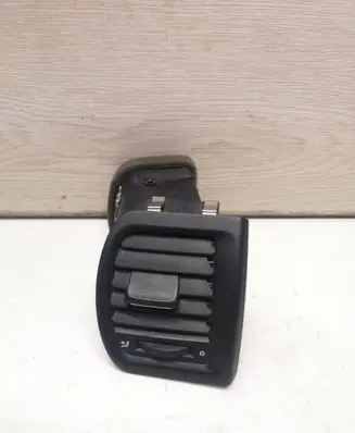 Skoda Fabia Mk2 (5J) Dashboard side air vent grill/cover trim 5J0819702