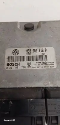 Volkswagen PASSAT B5 Engine control unit/module 038906018P 0281001720