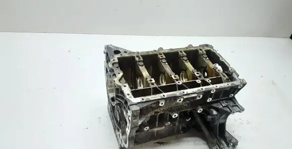 BMW 1 E82 E88 Engine block 7552781 B20