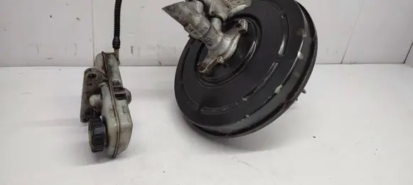 Renault Scenic III - Grand scenic III Brake booster 472100005R