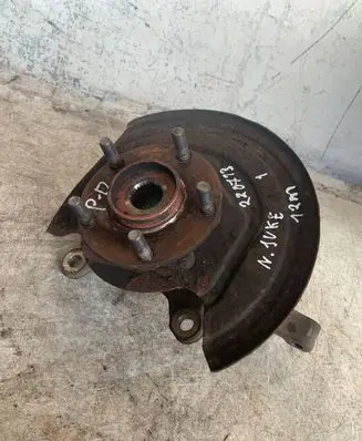 Nissan Juke I F15 Front wheel hub