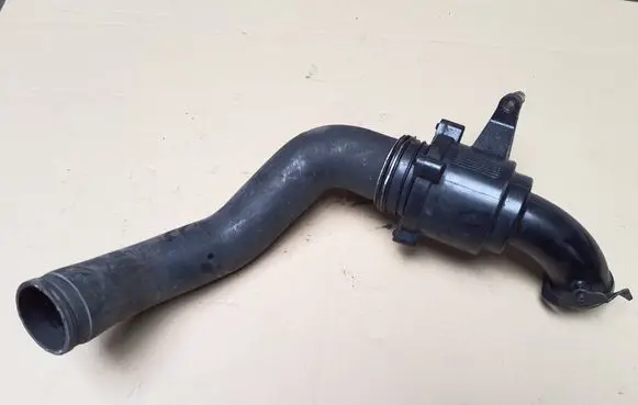 Mercedes-Benz R W251 Intercooler hose/pipe A2515280582