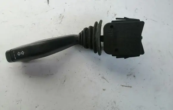 Opel Zafira A Indicator stalk 90560990