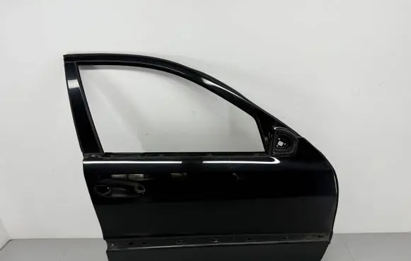 Mercedes-Benz E W211 Front door A2117220214
