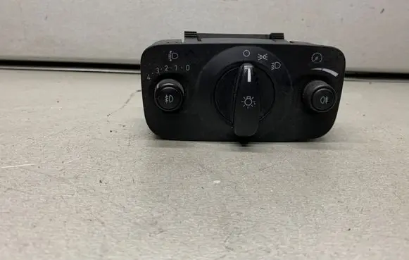 Ford Galaxy Light switch 6G9T13A024AF 04066405