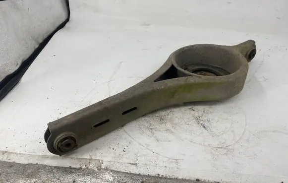 Volvo S80 Coil spring/strut mount