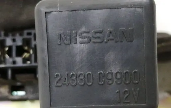 Nissan Qashqai Other relay 24330C9900