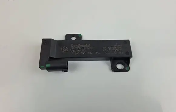 Alfa Romeo Stelvio Aerial antenna amplifier 64469T 04749301AB 68051315AB