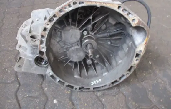 Renault Espace IV Manual 6 speed gearbox PK4005 8200726841 M9R740