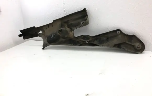 Volkswagen PASSAT B7 Rear underbody cover/under tray 