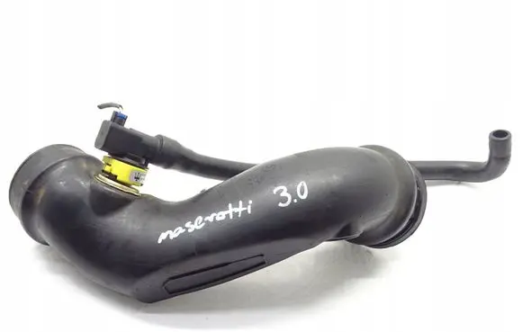 Maserati Levante Turbo air intake inlet pipe/hose 670009077