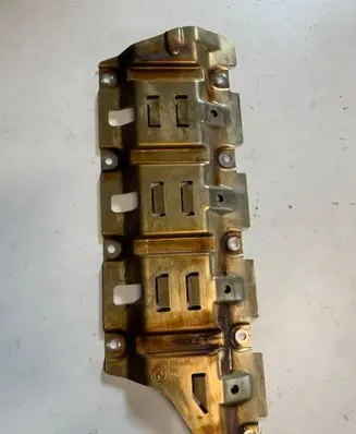 BMW 5 E60 E61 other engine part 7534070