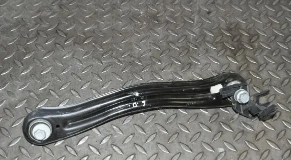 Rear upper control arm/wishbone