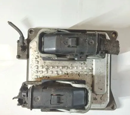 Opel Zafira B Engine control unit/module 55571558 SIMTEC755 5WK9464