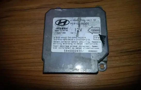 Hyundai Sonata Airbag control unit/module 9591038200