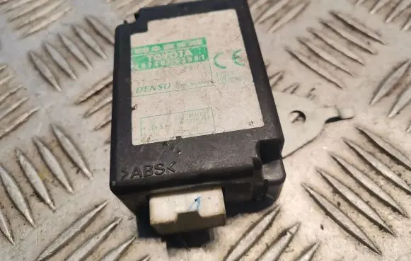 Lexus IS 220D-250-350 Other devices 8974053051