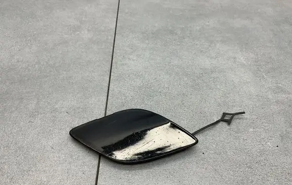Opel Mokka X Front tow hook cap/cover 42353741