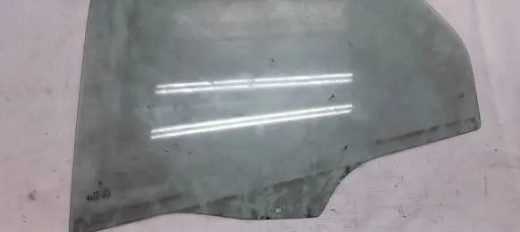 Citroen Xsara Picasso Rear door window glass