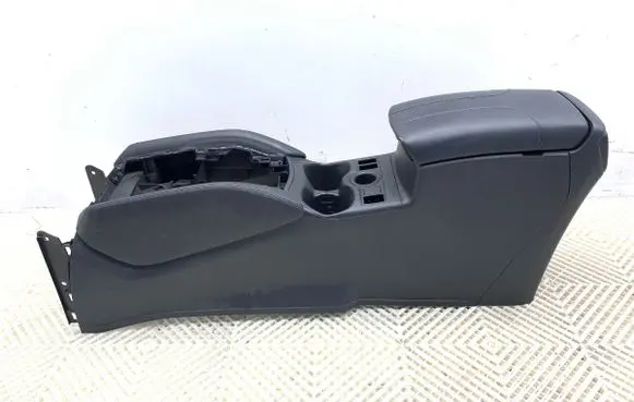 Nissan X-Trail T32 Center console 