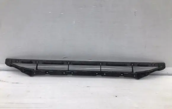 Audi A1 Front bumper lower grill 8X0807899