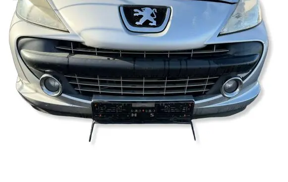 Peugeot 207 Front bumper 