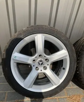 Mercedes-Benz SLK R172 R17 alloy rim A1724013702