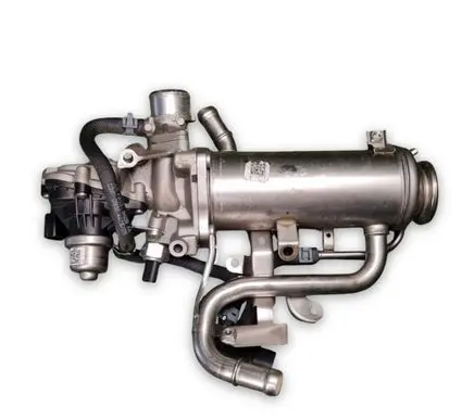Land Rover Range Rover Sport L494 EGR valve cooler FW939Y493AD