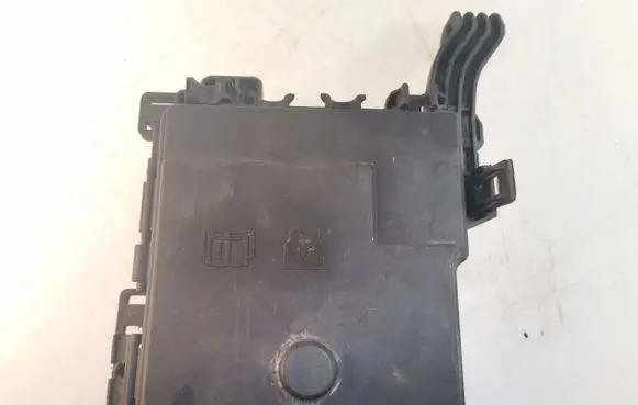 Volvo V50 Fuse module 31300557 218994005