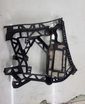 Mercedes-Benz GL X166 Bumper support mounting bracket corner A1668800912