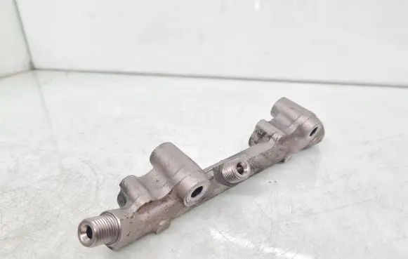 Fuel main line pipe
