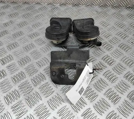 Land Rover Discovery Sport Horn signal BJ3213A803AC