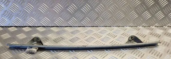 Opel Zafira B Front door windshield rail 13132428