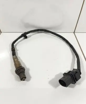 Audi A4 S4 B7 8E 8H Lambda probe sensor 059906262 0281004036 0281004037