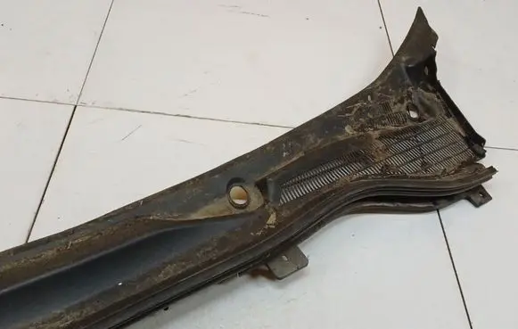Fiat Fiorino Wiper trim 1311909070