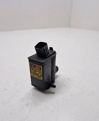 KIA Sorento Windscreen/windshield washer pump 98510FD100