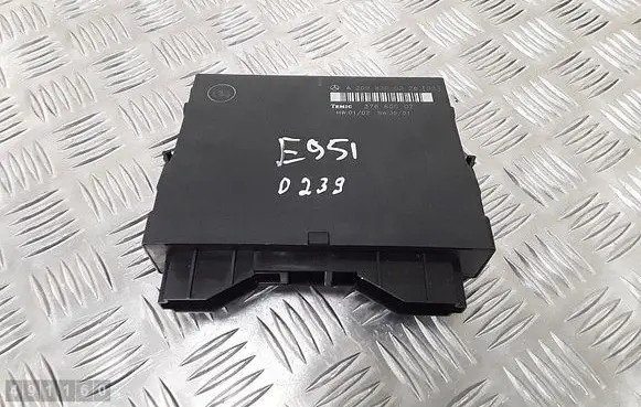 Mercedes-Benz CLK A209 C209 Engine control unit/module A209820032602