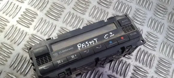 Volkswagen PASSAT B5.5 Climate control unit 3b1907044h