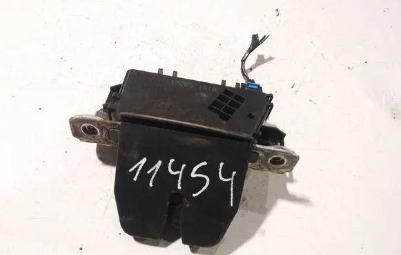 Opel Astra H Tailgate/trunk/boot lock/catch/latch 495058724