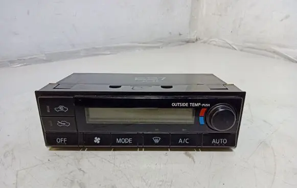 Nissan X-Trail T30 Climate control unit 275008H802 3N28234700