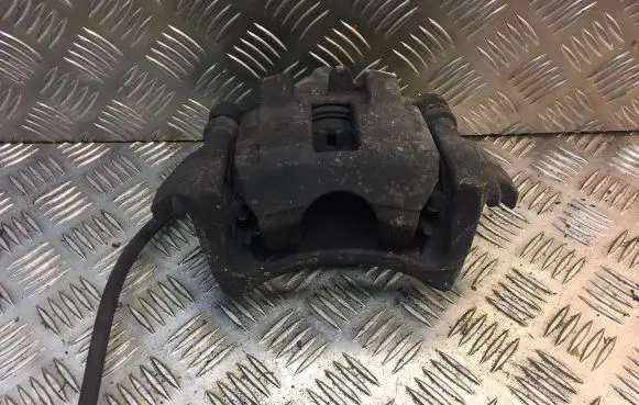 Mercedes-Benz A W169 Front brake caliper