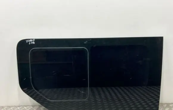 Opel Vivaro Side middle window/glass 43R000470