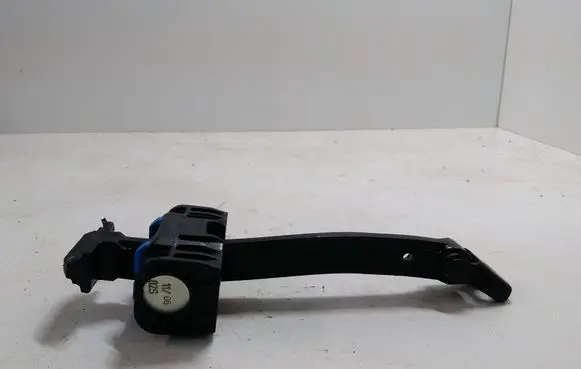 Audi A4 S4 B8 8K Front door check strap stopper 8K0839249C