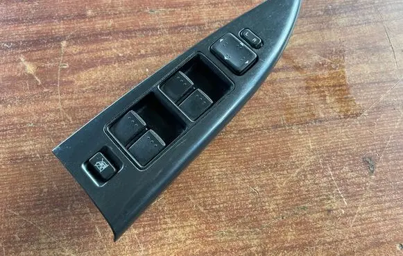 Mazda 6 Electric window control switch GP9A66350