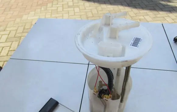 Ford Transit In-tank fuel pump 0580207335 L062326AB DV619275AB