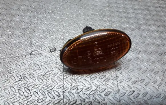 Subaru Forester SF Front fender indicator light